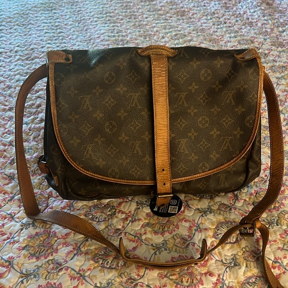 LOUIS VUITTON SAUMUR 35 MESSENGER SHOULDER BAG MONOGRAM M42254 AR9001 164144 - Picture 16 of 17